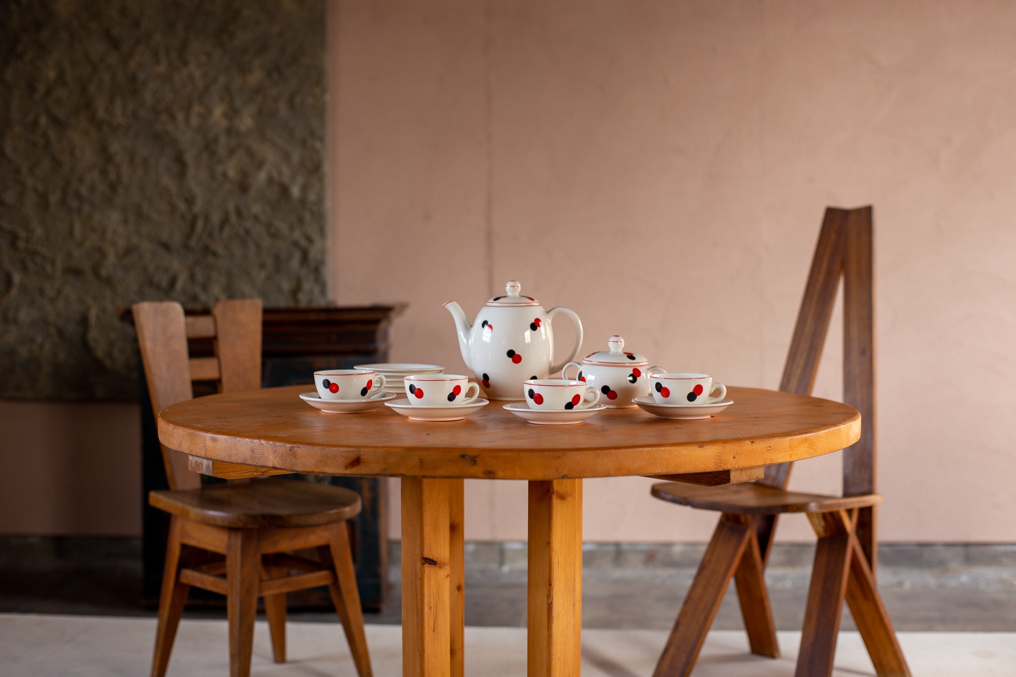 European Vintage & Antiques