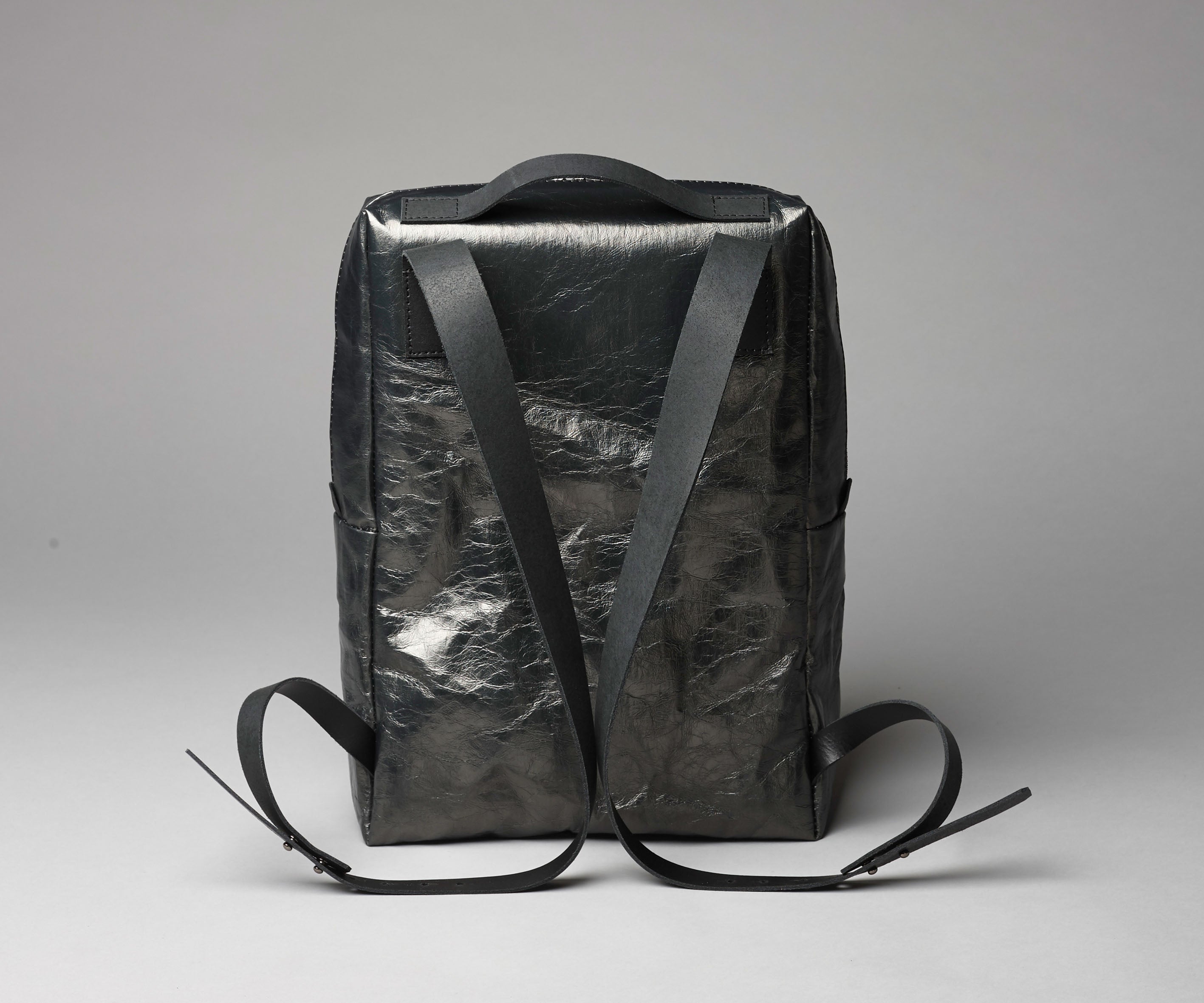 紙・ペーパー素材のバッグ - Back pack バックパック