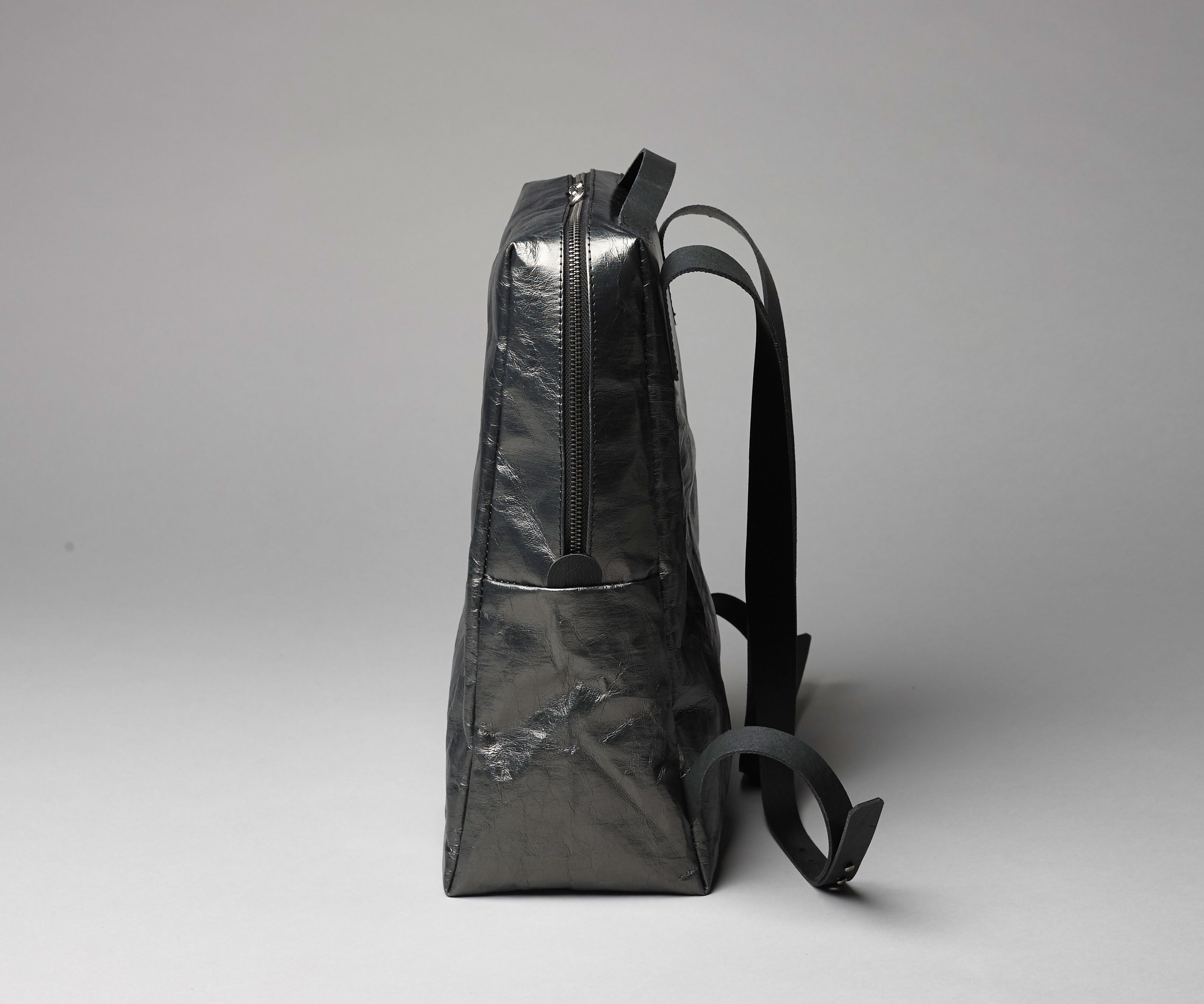 紙・ペーパー素材のバッグ - Back pack バックパック