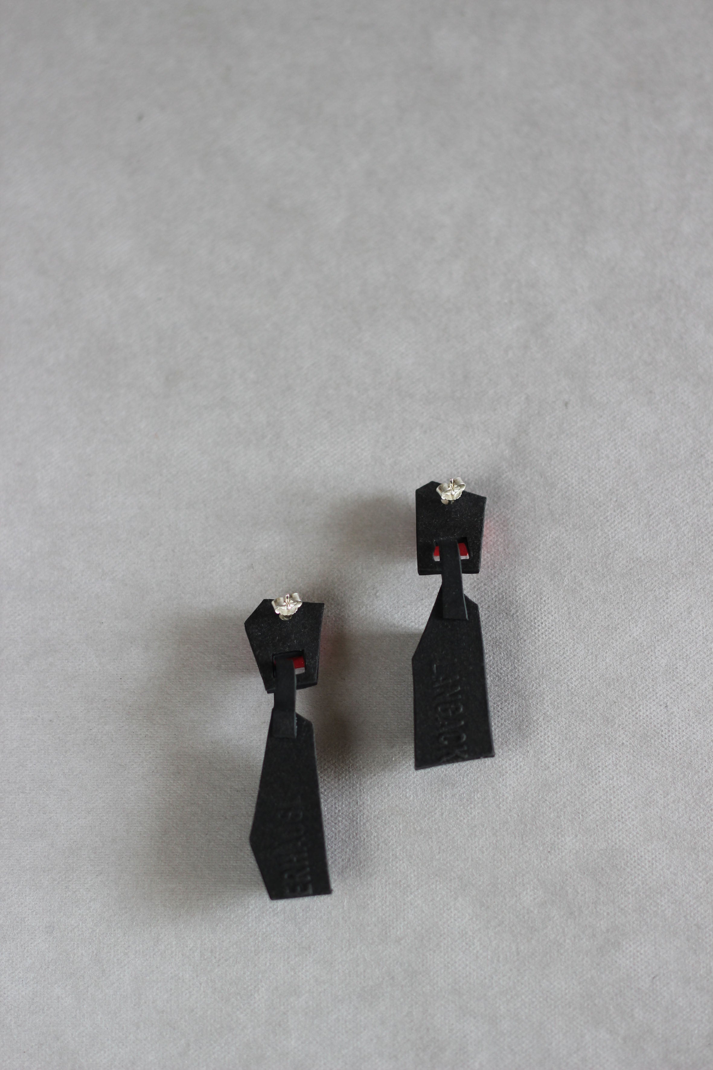 紙・ペーパージュエリー / Kristl drop earrings イヤリング