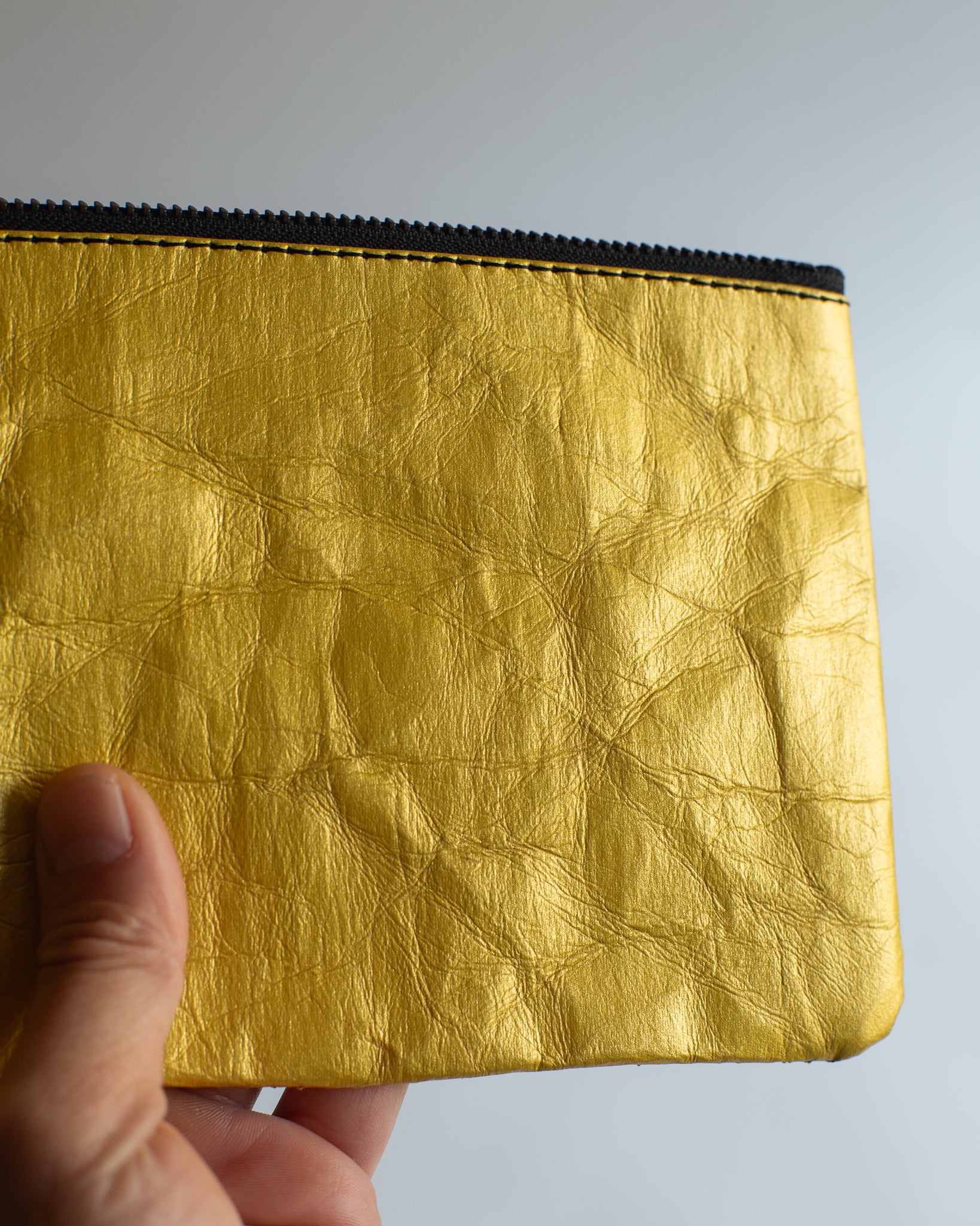 POUCH