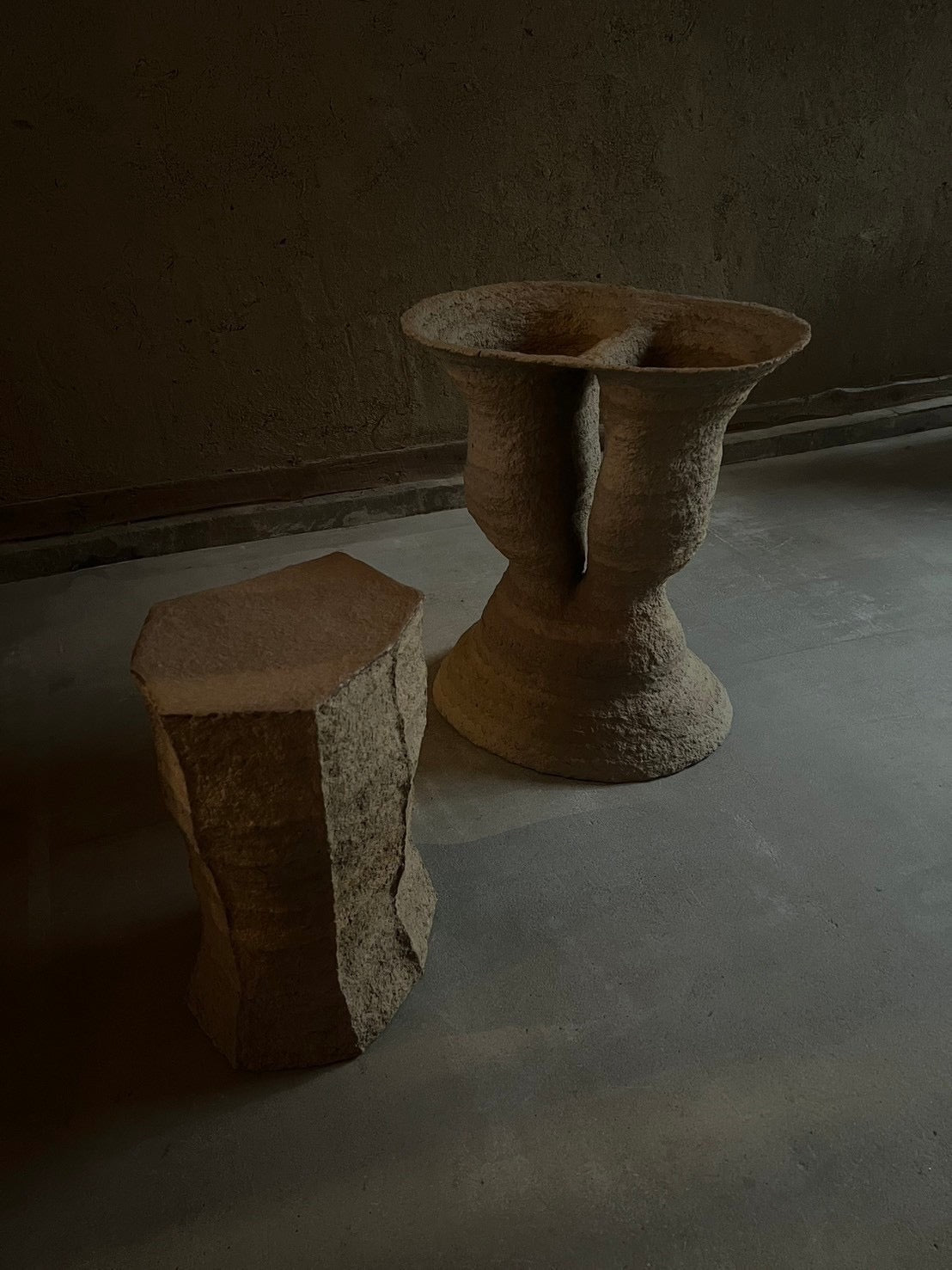 紙のスツール・アート作品 - ADOBE Stool no.2 インテリア家具
