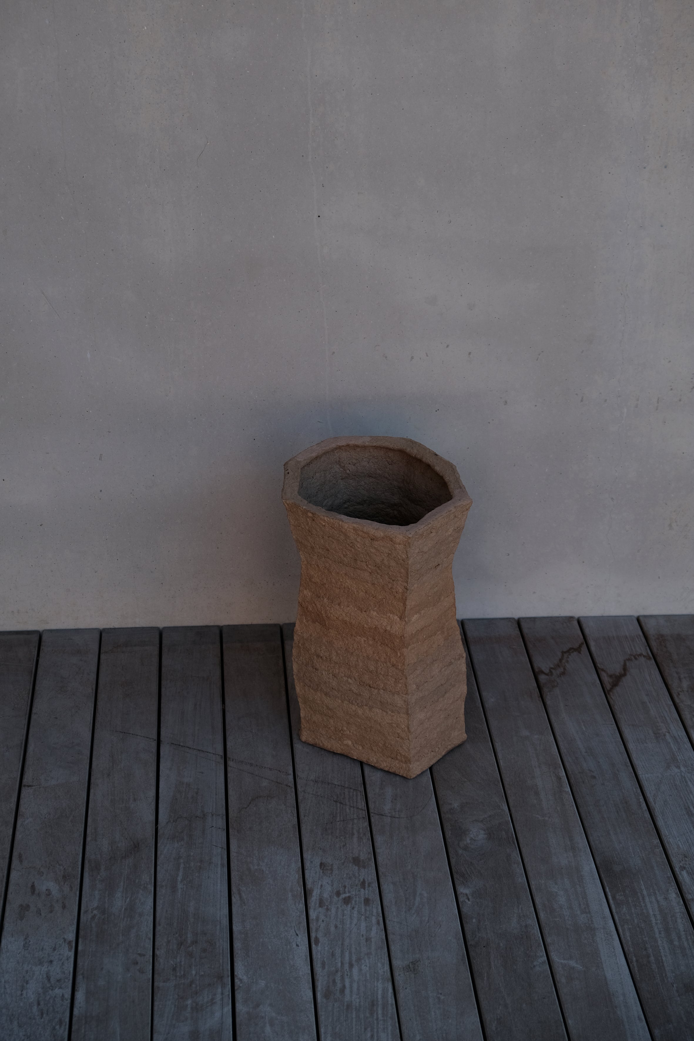 紙のスツール・アート作品 - ADOBE Stool no.2 インテリア家具