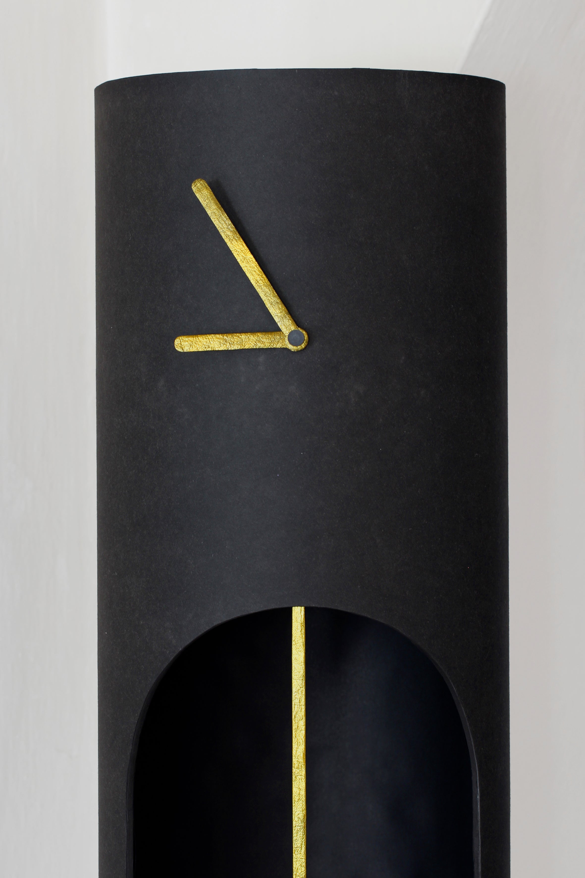 紙・ペーパーアート / Column clock ホールクロック・置き時計・インテリア・振り子時計