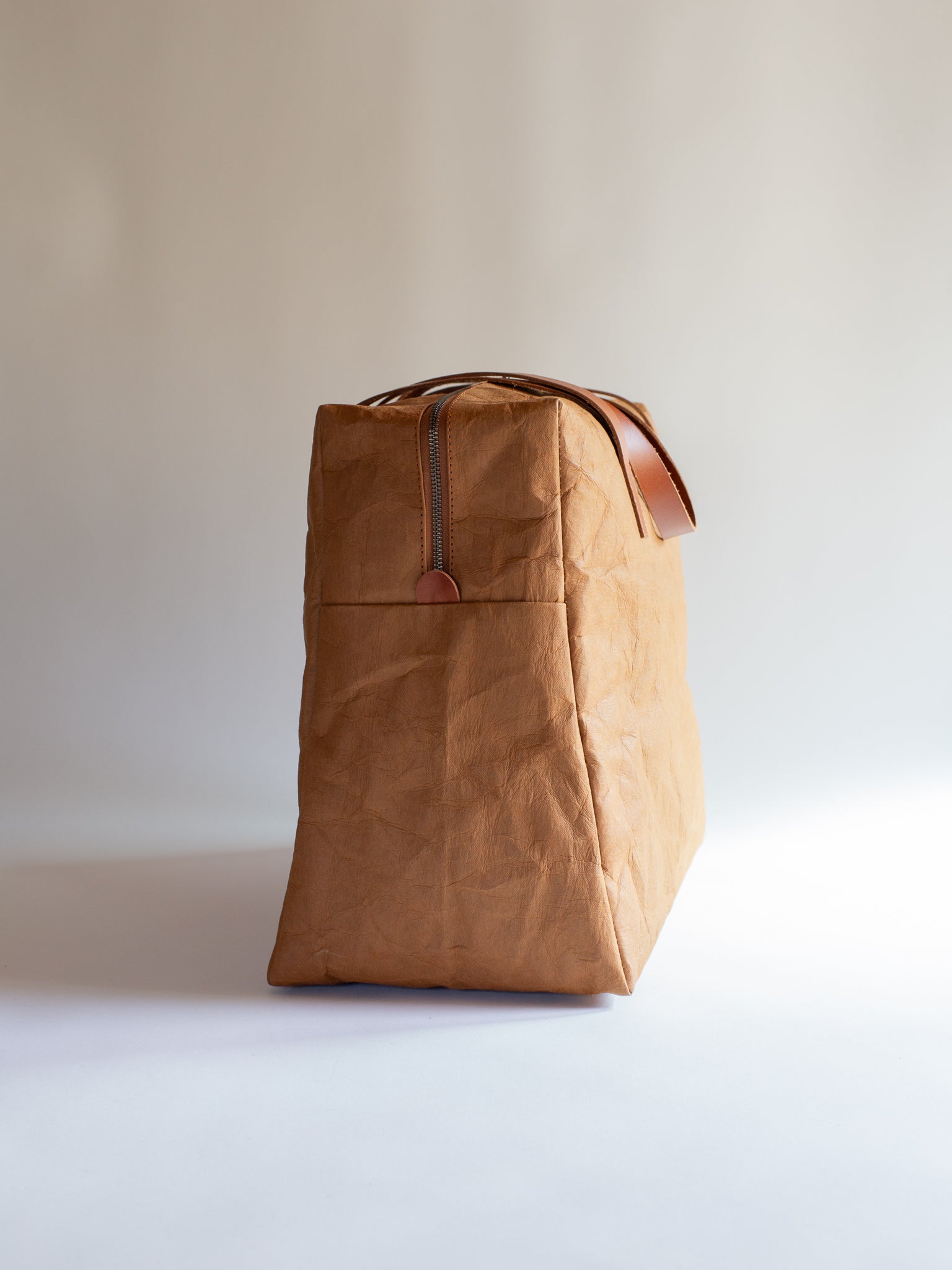 COMPANION Plant Dyed Paper Large Boston Bag